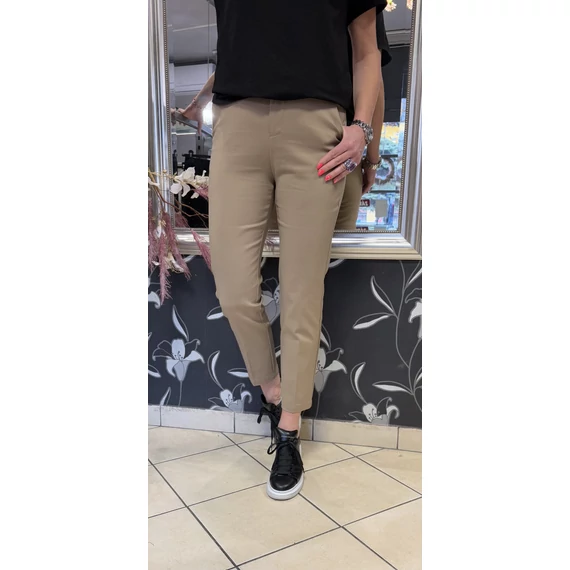 Elegant-nadrag-camel
